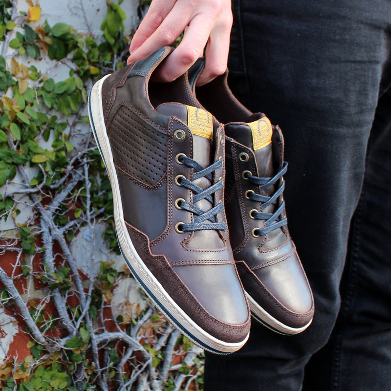 Wild Rhino Crest Shoe
